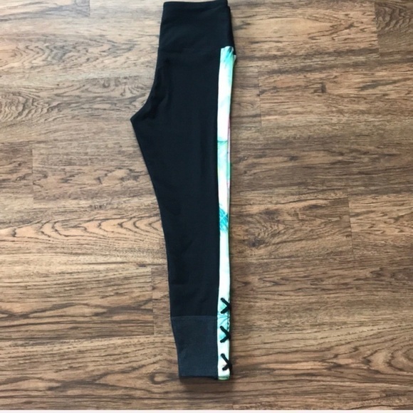 VS PINK High Waist Ankle Lace-Up Leggings - Picture 4 of 7